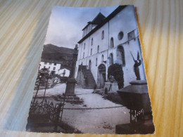 Delcampe - CPSM* Sare (64).L'Eglise Et Le Monument Aux Morts. - Sare