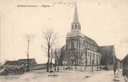 Delcampe - Châteaumeillant * Rue Et La Place De L'église Du Village - Châteaumeillant