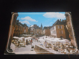 Delcampe - DORDOGNE - SARLAT - Place De La Liberté - 3129 - Sarlat La Caneda