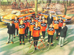 Delcampe - PHOTO REENFORCE, NO CARTE, GROUPE TEAM GOUDSMIT 1971 FORMAT 17,5 X 23,5 ) - Radsport