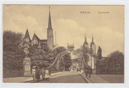 Delcampe - Breslau / Wroclaw. Dombrücke Mit Personen Gelaufen 1915. Leichte Stempel... - 39048679 - Polen