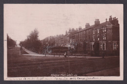 Delcampe - Vintage Postcard England Leeds Briggate 1910 - Leeds