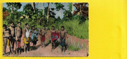 Delcampe - Pygmées Du Gabon - Gabon