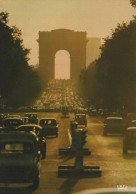 Delcampe - France Paris Arc De Triomphe Contre Jour Sur Les Champs Elysées Unposted *YBN558 - Triumphbogen