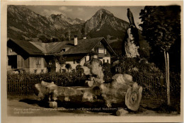 Delcampe - Partie Aus Fischen, Dorfplatz Mit Brunnen Und Berge - Fischen