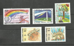 Delcampe - Nouvelle-Calédonie N°507 à 509, 516, 517 Neufs** Cote 10.40€ - Unused Stamps
