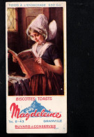 Delcampe - BUVARD BISCOTTES MAGDELEINE - FILLETTE LISANT - Biscotti