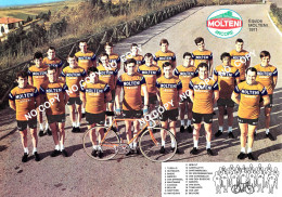 Delcampe - PHOTO REENFORCE, NO CARTE, GROUPE TEAM MOLTENI 1971 FORMAT 17 X 23,5 ) - Radsport