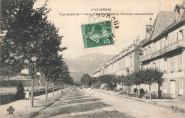 Delcampe - LA BOURBOULE : L'AVENUE DES CASCADES - La Bourboule