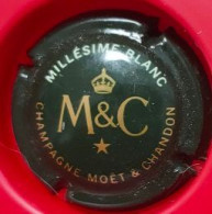 Delcampe - CAPSULE DE CHAMPAGNE MOET ET CHANDON N° 210 - Moet Et Chandon