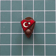 Delcampe - ZN013711 - Badge Pin Football Soccer Turkey Federation Association Union - Calcio