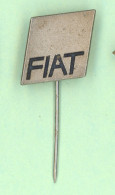 Delcampe - FIAT - Car Auto Automotive, Vintage Pin Badge Abzeichen - Fiat