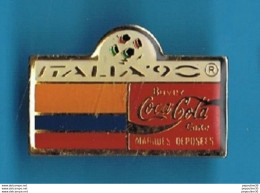 Delcampe - PIN'S //   ** COLOMBIE / COUPE DU MONDE // '90 ITALIE ** . (© Copyright1986 Col Italia '90) ** - Calcio