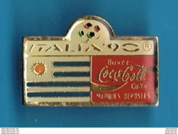 Delcampe - PIN'S //   ** URUGUAY  / COUPE DU MONDE // '90 ITALIE ** . (© Copyright 1986 Col Italia '90) - Calcio