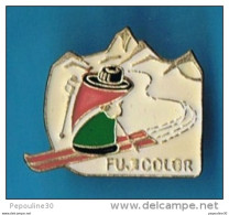 Delcampe - PIN'S //   ** FUGICOLOR ** - Fotografía