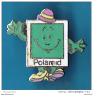 Delcampe - PIN'S //  ** POLAROÏD ** - Fotografía
