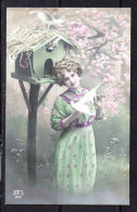 Delcampe - Illustrateurs CP Jeune Femme Avec Colombe Et Arbre Fleuri Circulée Sans Timbre - 1900-1949