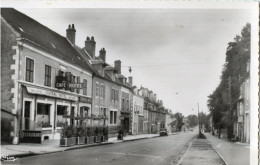 Delcampe - 58 :  Pougues Les Eaux :  Route De Paris :  Central Hotel Café : SM Petit Format ///  Ref. Aout 26 // N° 39.936 - Pougues Les Eaux