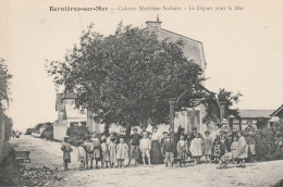 Delcampe - Bernières‑sur‑Mer (Calvados) – Colonie Maritime Scolaire – Départ Pour La Mer – CPA Animée Courant 1900 – Édition Locale - Sonstige & Ohne Zuordnung