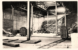 Delcampe - CPA - 76 - DIEPPE - Un Magasin Des Etablissements ROBBE Frères Situé Vers L'Estacade Du Ferry Boat Dans L'Arrière Port - Dieppe