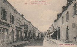 Delcampe - Maubourguet (65 - Hautes Pyrénées)  Rue Nationale - Maubourguet