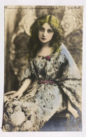 Delcampe - Donna In Costume D'epoca Cartolina 1904 VIAGGIATA C.2445 - Pin-Ups