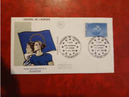 Delcampe - 1985 STRASBOURG      CACHET UNE JEUNESSE UN AVENIR CONSEIL EUROPE   TIMBRE CONSEIL EUROPE - Non Classés