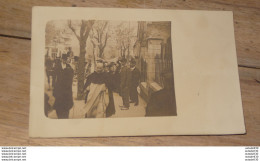 Delcampe - Carte Photo à Identifier, Religieux   ................ 10696 - Avignon