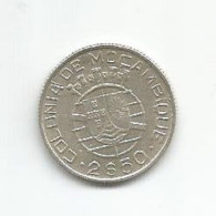 Delcampe - MOZAMBIQUE PORTUGAL 2$50 ESCUDO 1942 SILVER - Mozambique