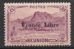 Delcampe - REUNION - 1943 - N°YT. 193 - FRANCE LIBRE 45c Lilas - Neuf Luxe** / MNH - Ongebruikt