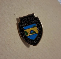 Delcampe - PIN'S PONT D'ARC ARDECHE - Otros & Sin Clasificación