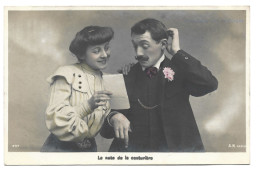 Delcampe - CPA - Couple - Ministère Des Finances - La Note De La Couturière - Romantisme - Carte Humoristique - Carte Fantaisie - Couples