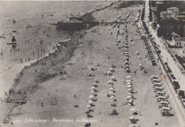 Delcampe - CARTOLINA  LIGNANO SABBIADORO UDINE FRIULI VENEZIA GIULIA PANORAMA DALL' AEREO VIAGGIATA 1957 - Udine