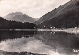 Delcampe - 74 MORZINE MONTRIOND LE LAC AU FOND LE ROC D ENFER - Morzine