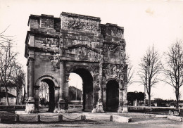 Delcampe - 84 ORANGE ARC DE TRIOMPHE ROMAIN - Orange