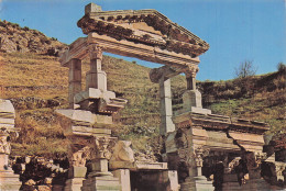 Delcampe - TURQUIE EPHESE FONTAINE DE TRAJAN - Türkei