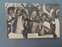 Delcampe - AU + RAPIDE  -  CPSM  - INDONESIE - PORTEURS DU PALANQUIN DES DIEUX - MADOURA  -  NON VOYAGEE   - FORMAT CPA - Indonesien