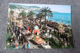 Delcampe - D 06 - Nice - Bataille De Fleurs Sur La Promenade Des Anglais - Carnaval