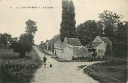 Delcampe - 94* LA QUEUE EN BRIE   La Fontaine   RL14.0533 - La Queue En Brie