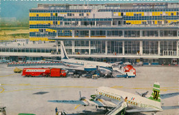Delcampe - 94* ORLY   Aerogare - Aire De Stationnement  Parking Area (CPSM 9x14cm)   RL14.0462 - Orly