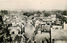 Delcampe - 80* PICQUIGNY  Vue Generale Sur La Gare  (CPSM 9x14cm)        RL14.0032 - Picquigny