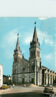 Delcampe - 85* LES ESSARTS  L Eglise  (CPSM 10x15cm)    RL19,0182 - Les Essarts