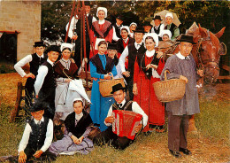 Delcampe - 85* FONTENAY LE COMTE « quadrille Vendeen »  (CPM 10x15cm)     RL19,0185 - Musik