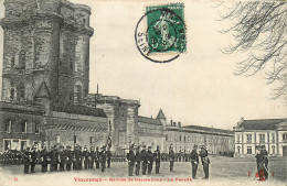 Delcampe - 94* VINCENNES  Remise De Decorations     RL14.1215 - Vincennes