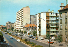 Delcampe - 94* CHOISY LE ROI  Av Gambetta   (CPM 10x15cm)     RL19,0693 - Choisy Le Roi