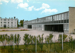 Delcampe - 94* ORMESSON S/MARNE CES  St Exupery  (CPSM 10x15cm)     RL19,0661 - Ormesson Sur Marne