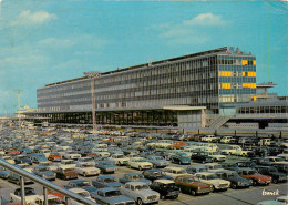 Delcampe - 94* ORLY  Aerogare  - Parking (CPSM 10x15cm)    RL19,0633 - Orly