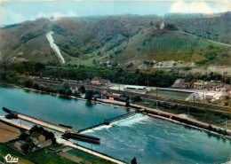 Delcampe - 89* SENS  Vue Generale  -   Barrage  (CPSM 10x15cm)    RL19,0452 - Sens