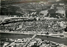 Delcampe - 89* JOIGNY S/YONNE  Vue Generale   (CPSM 10x15cm)     RL19,0442 - Joigny