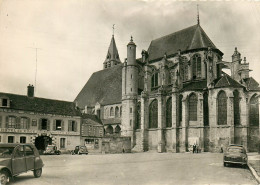 Delcampe - 89* ST JULIEN DU SAULT    L Eglise  (CPSM 10x15cm)    RL19,0428 - Saint Julien Du Sault